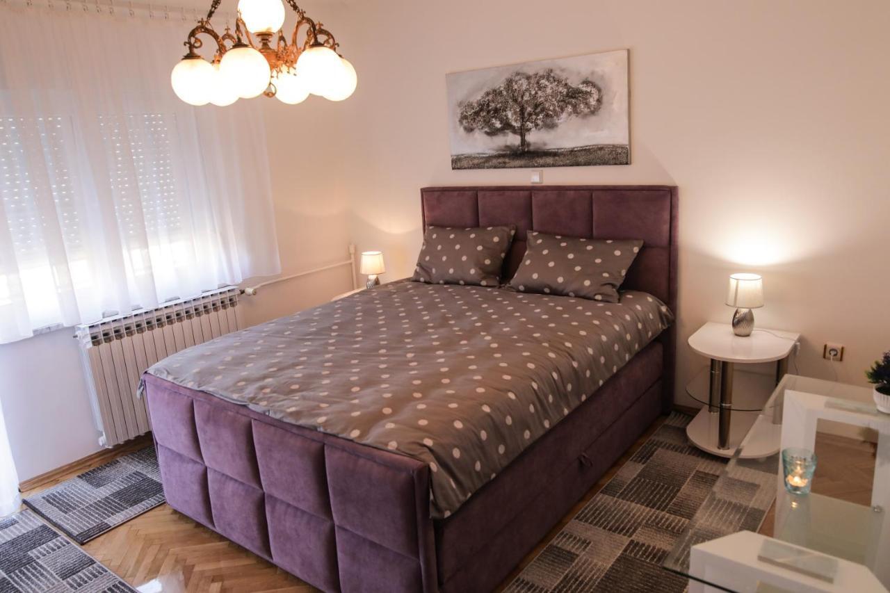 Apartman Kaya Lejlighed Ðakovo Eksteriør billede
